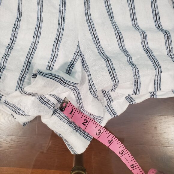 Reformation Mila Linen Shorts, Size XL - Picture 7 of 12